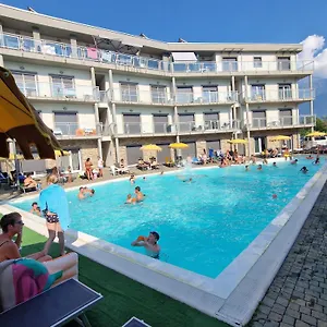 https://my-holidays-domaso.it-lombardy.com